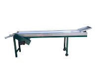 Conveyor belt table